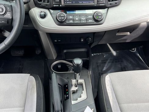 Used 2017 Toyota RAV4 XLE image 12