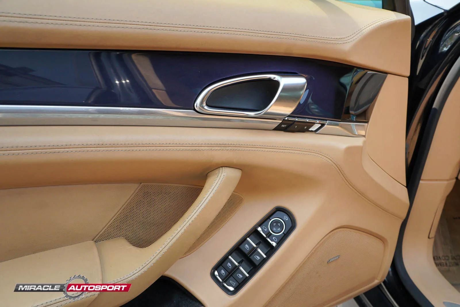 Used 2013 Porsche Panamera GTS AWD/4WD image 15