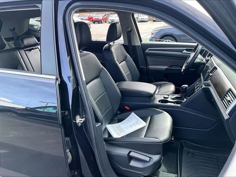 Used 2021 Volkswagen Atlas SE image 11