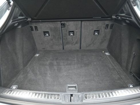 Used 2021 Porsche Macan S image 25