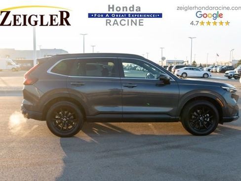 Used 2025 Honda CR-V Sport image 8