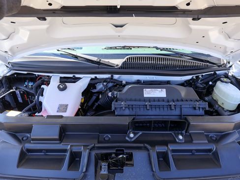 New 2026 GMC Savana 2500 image 28