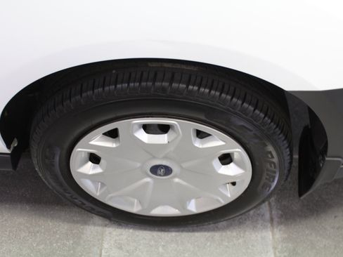 Used 2016 Ford Transit Connect XL image 27