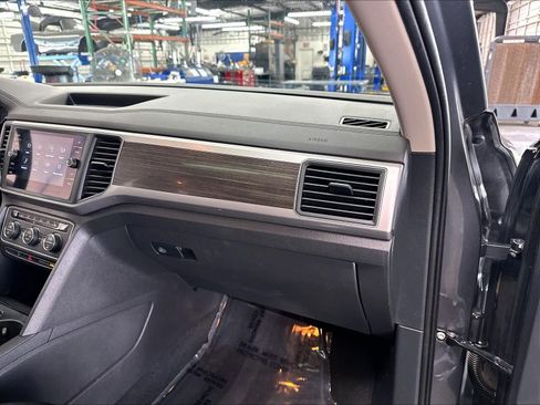 Used 2019 Volkswagen Atlas SE w/ Panoramic Sunroof Package AWD/4WD image 28