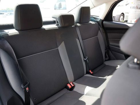 Used 2012 Ford Focus SE FWD image 20