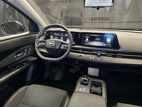 Used 2024 Nissan Ariya AWD image 19
