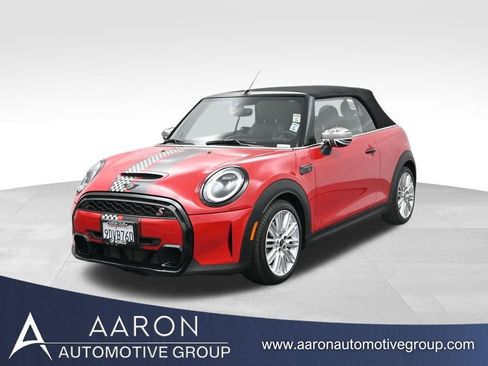 Used 2023 MINI Cooper S image 1