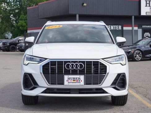 Used 2024 Audi Q3 2.0T Premium AWD/4WD image 2