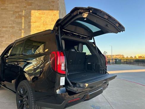 New 2025 Ford Expedition Platinum w/ Stealth Appearance Package image 35