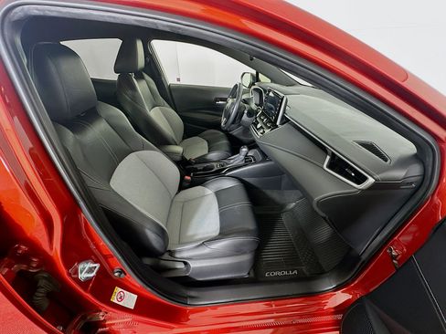 Used 2020 Toyota Corolla XSE FWD image 28