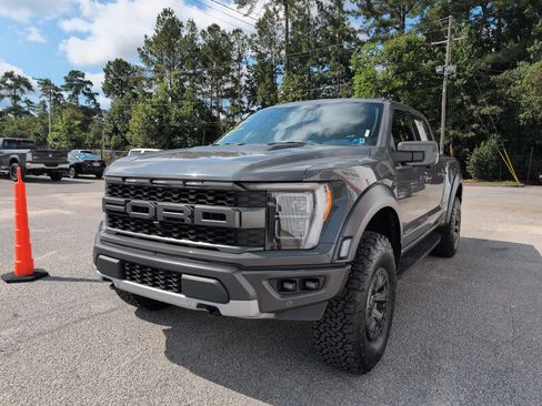 Used 2021 Ford F150 Raptor w/ Raptor 37 Performance Package AWD/4WD image 3