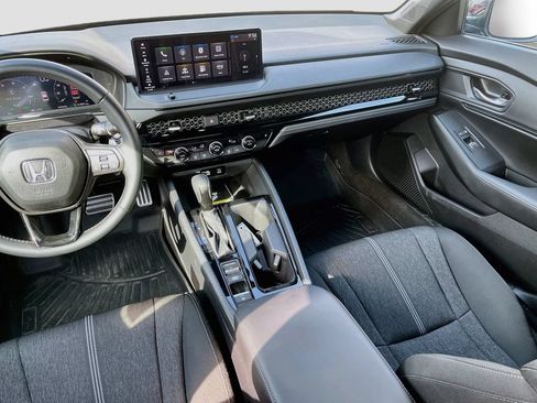 Used 2025 Honda Accord Sport image 23