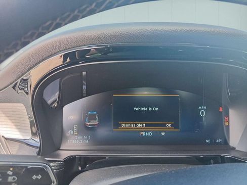 Certified 2024 Lincoln Corsair AWD w/ Equipment Group 101A image 18
