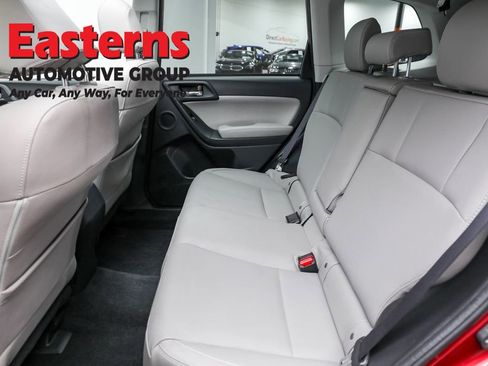 Used 2018 Subaru Forester 2.5i Limited image 21