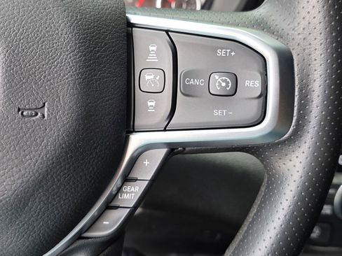 New 2026 RAM 1500 Express AWD/4WD image 23