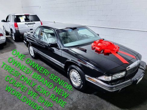 Used 1994 Buick Regal Custom FWD image 1