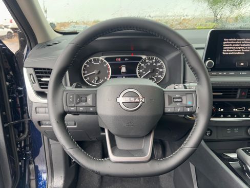 New 2026 Nissan Rogue SV image 20