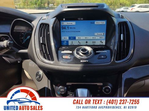 Used 2016 Ford Escape Titanium w/ Equipment Group 301A AWD/4WD image 17