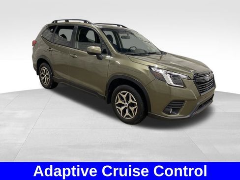 Certified 2022 Subaru Forester Premium image 5