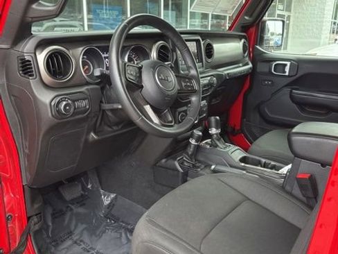 Used 2019 Jeep Wrangler Unlimited Sport S image 17
