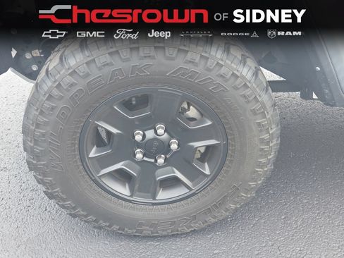 Used 2022 Jeep Gladiator Mojave w/ Cold Weather Group AWD/4WD image 9
