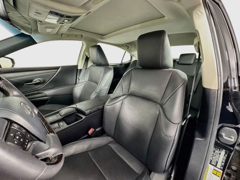 Used 2020 Lexus ES 350 w/ Premium Package FWD image 20
