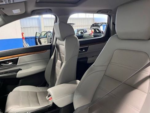 Used 2019 Honda CR-V Touring image 23