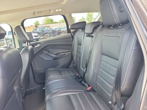Used 2019 Ford Escape Titanium FWD image 28