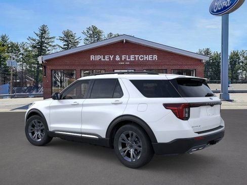 New 2025 Ford Explorer Active w/ Active Comfort Package image 4