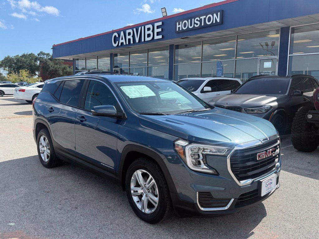 Used 2024 GMC Terrain SLE FWD image 1