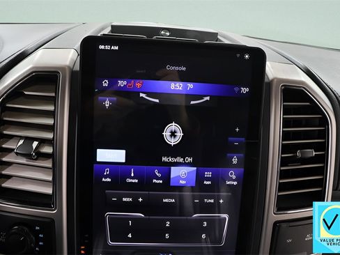 Used 2018 Ford F150 Platinum w/ Equipment Group 701A Luxury image 13