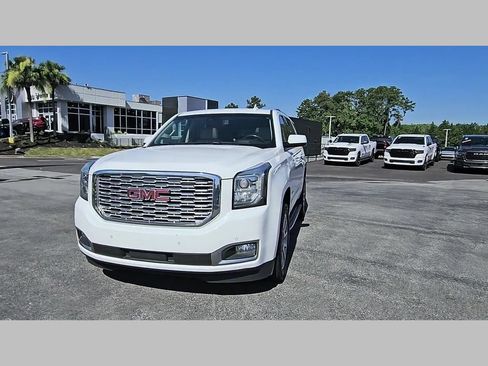 Used 2018 GMC Yukon Denali RWD image 38