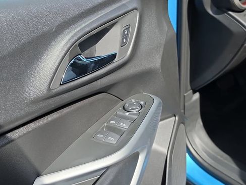 New 2026 Chevrolet Trax RS FWD image 17