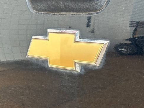 Used 2011 Chevrolet Avalanche LS w/ Regional Value Package image 10