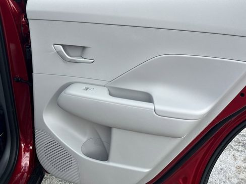 New 2026 Hyundai Kona SE FWD image 17