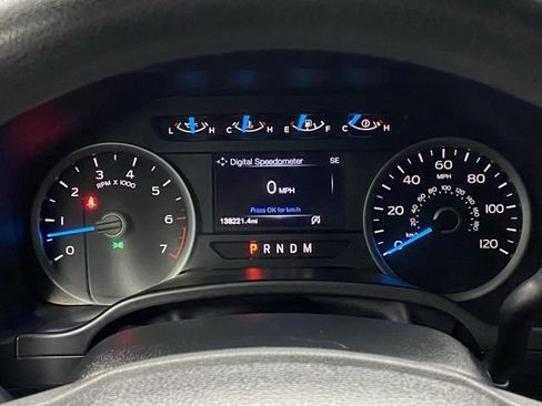 Used 2017 Ford F150 XLT w/ Trailer Tow Package image 16