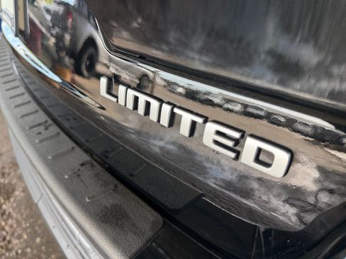 Used 2024 Jeep Grand Cherokee Limited RWD image 30