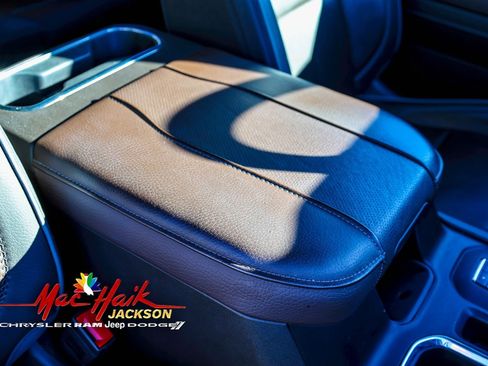 Used 2023 GMC Sierra 1500 Denali w/ Denali Reserve Package image 21