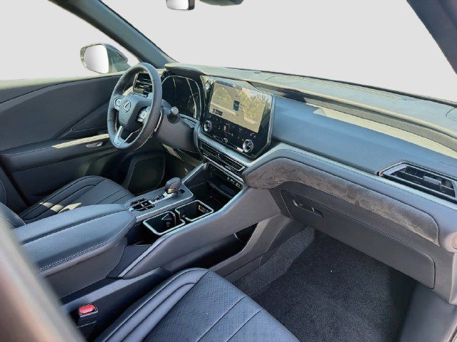 New 2026 Lexus TX 500h AWD w/ Technology Package image 15