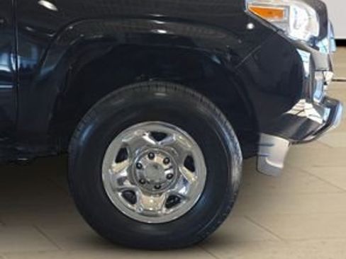 Used 2021 Toyota Tacoma SR image 28