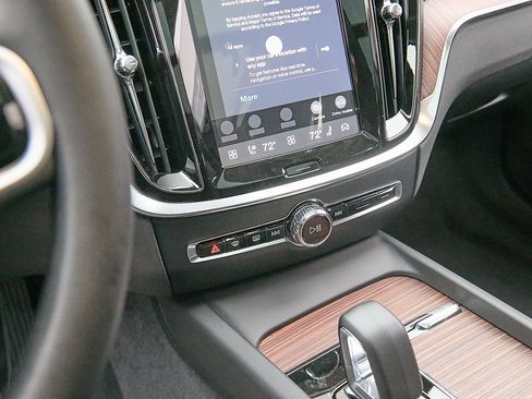 New 2026 Volvo V60 B5 Cross Country Plus w/ Climate Package image 15