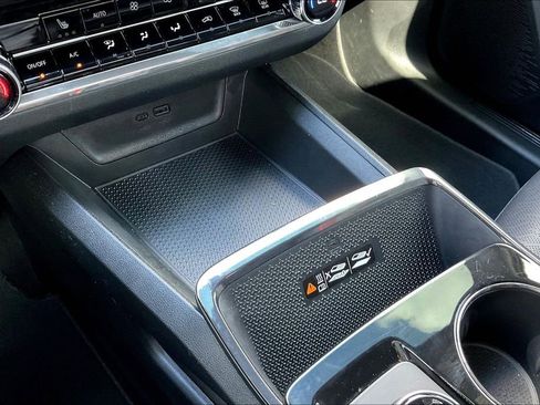 Certified 2025 Chevrolet Equinox RS w/ Safety and Technology Package FWD image 25