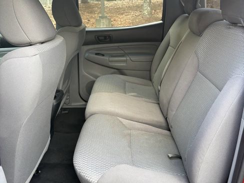 Used 2013 Toyota Tacoma PreRunner w/ Convenience Pkg RWD image 32