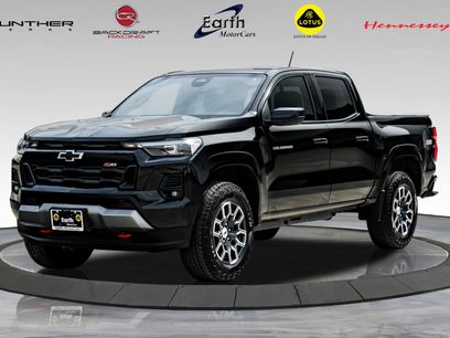 Used 2024 Chevrolet Colorado Z71 w/ Z71 Convenience Package 2