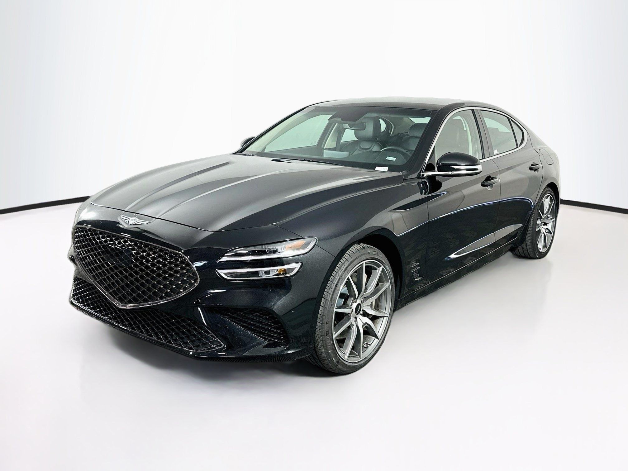 Used 2026 Genesis G70 2.5T RWD image 3