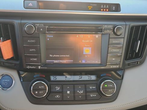 Certified 2018 Toyota RAV4 XLE image 19