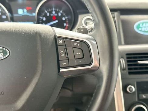 Used 2018 Land Rover Discovery Sport HSE AWD/4WD image 9