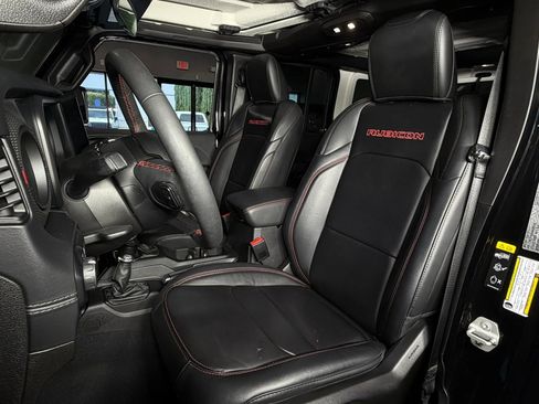 Used 2024 Jeep Wrangler Unlimited Rubicon w/ Capability Package image 15