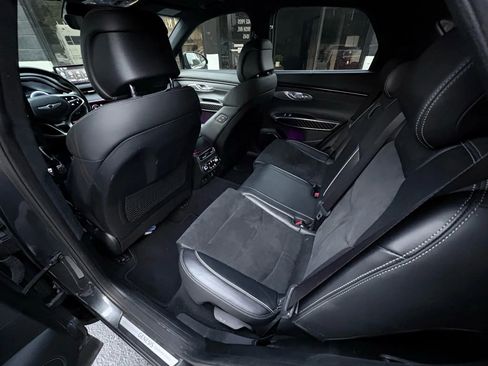 Used 2022 Genesis GV70 3.5T Sport w/ Sport Prestige Package image 14