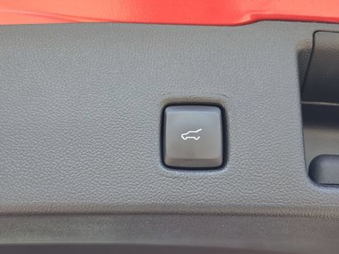 Used 2024 Ford Escape ST-Line w/ Tech Pack #1 FWD image 7